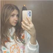 Em dic Mariona i tinc 16 anys. Ja tinc el graduar de l’ESO i estic estudiant 1r de batxillerat científic. 
Repas a nens i nenes de primaria i 1r i 2n de la ESO. Clases a Sabadell